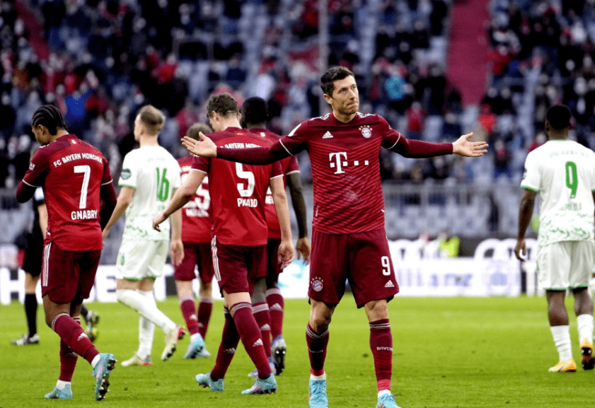 ayx-包含今夜突围战来临，巴塞罗那围绕德甲豪取连胜，压力陡增，身体对抗强度拉满的词条-ayx