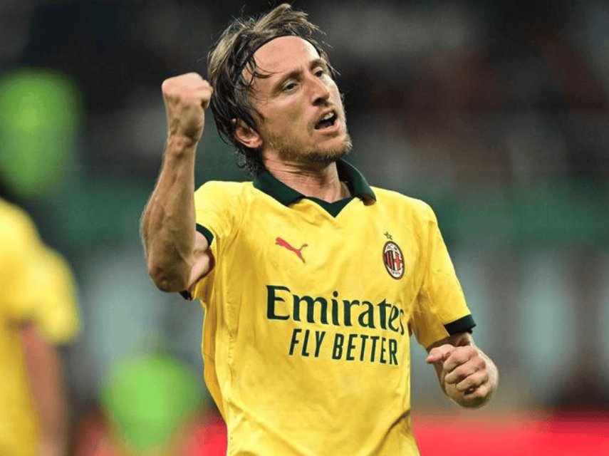 包含赛前AC米兰调整名单以备西甲，队长鼓劲环节打磨，更衣室稳定，心理建设被强调的词条